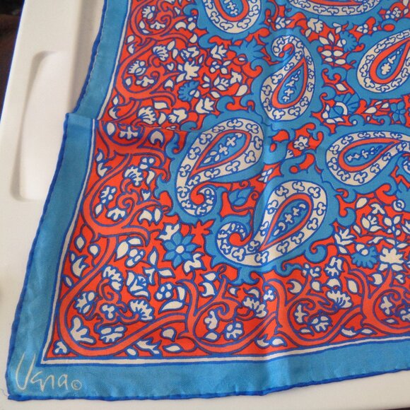 Vera Neumann Blue Red Paisley Woman's Silk Scarf - Picture 1 of 2